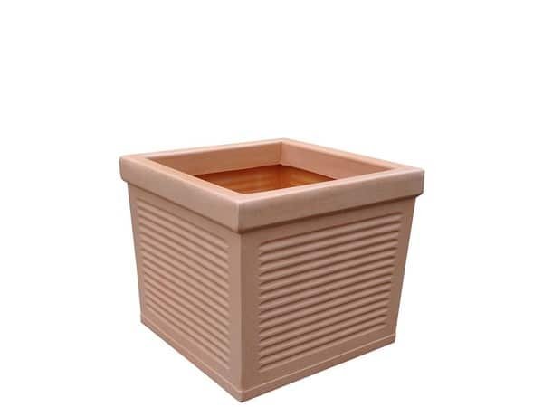 Саксија Лајн L