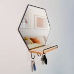 Полица со огледало