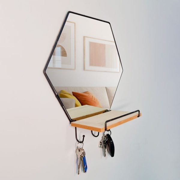 Полица со огледало